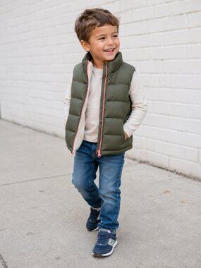 GAP KIDS Unisex Sherpa Puffer Vest Small Olive Green Orange Zipper Boys Girls